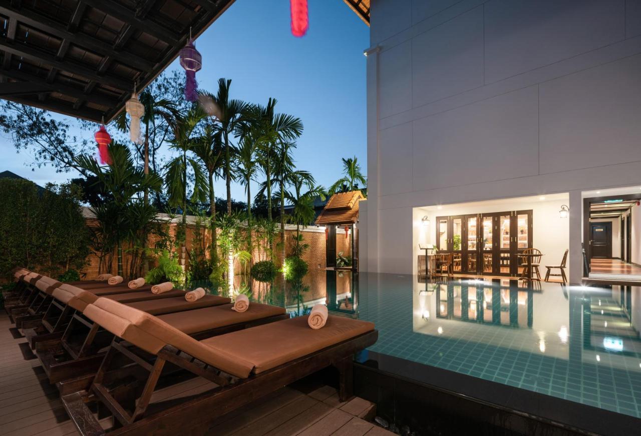 El Barrio Lanna Hotel Chiang Mai Exterior photo